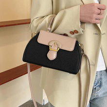 Cargar imagen en el visor de la galería, Bolso Tipo Baúl Beige/Negro